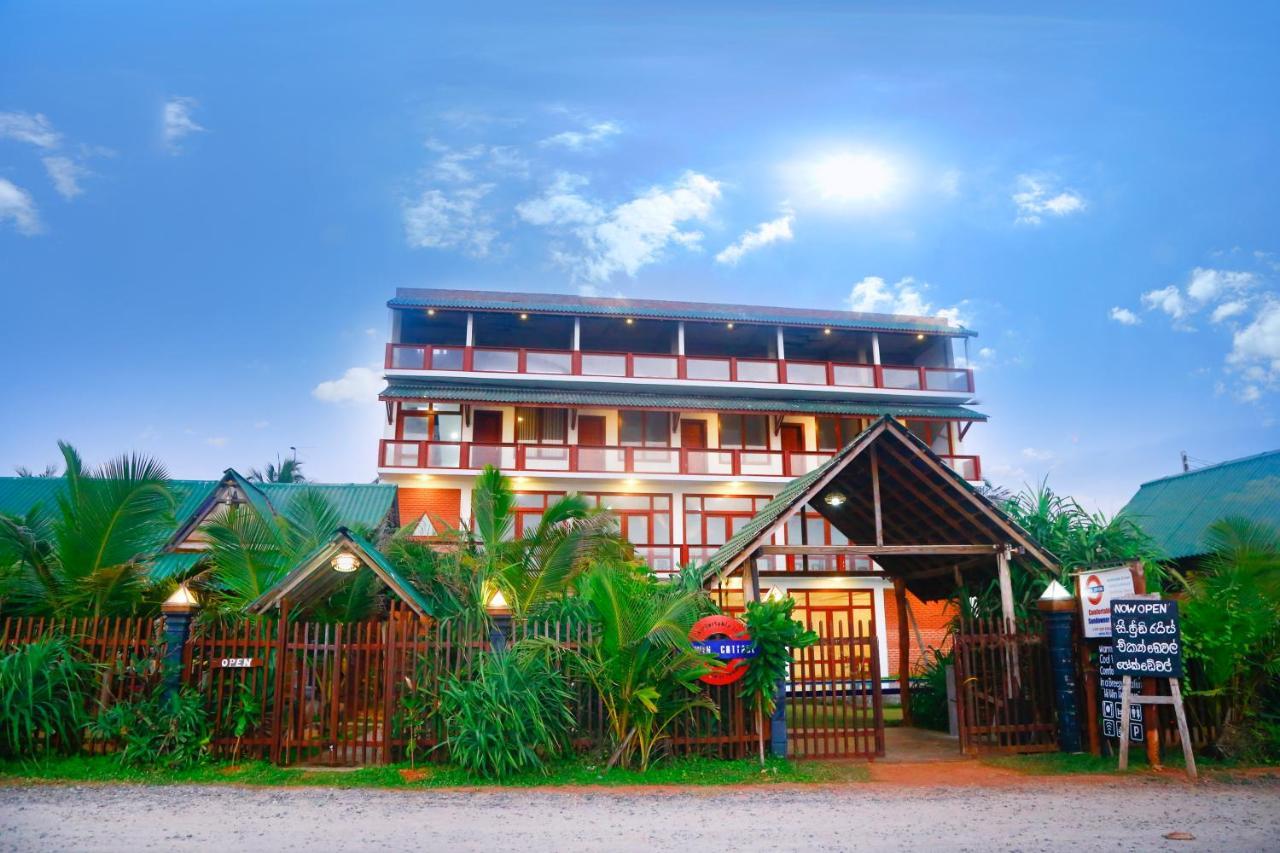Hi Win Hotel Chilaw Exterior photo